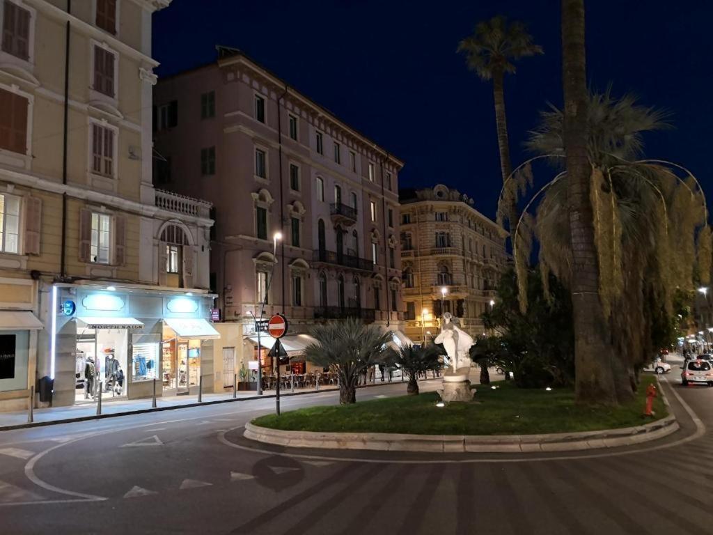 Petit Avec Classe Sanremo Apartment Exterior foto